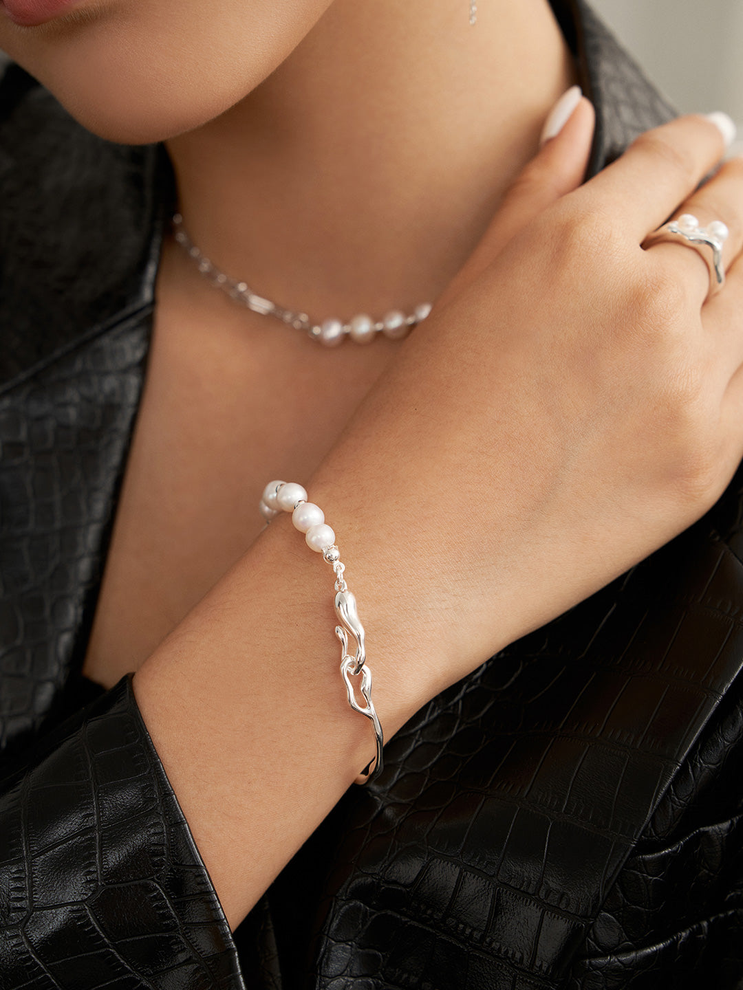 Liquid Series Sterling Silver Pearl Bracelet